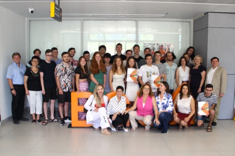 Еврейский Национальный Фонд-Керен Каемет леИсраэль выделил из Фонда семьи Эди и Мирей Сиовичи 600 000 шекелей на стипендии молодым новым репатриантам из русскоязычных стран